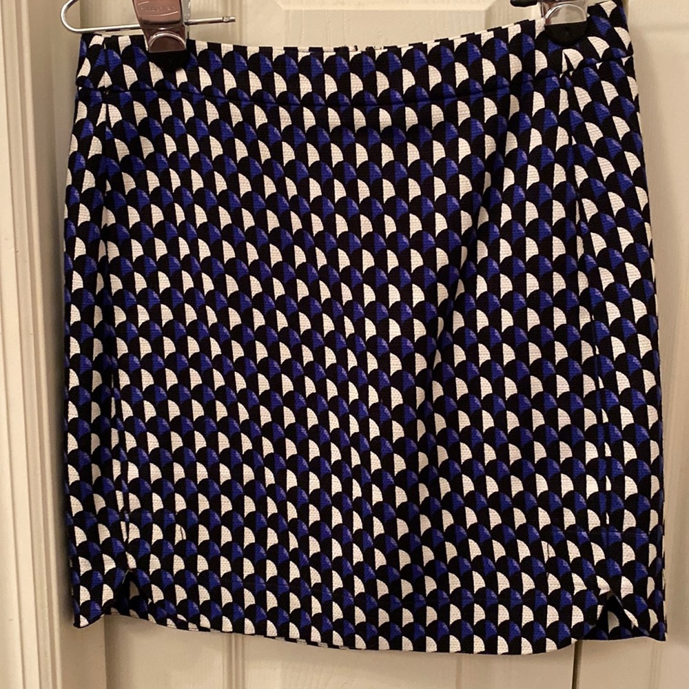 Skirt!